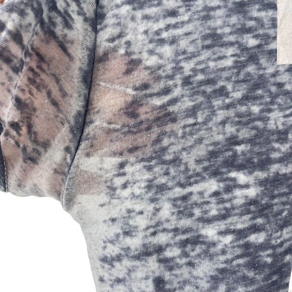 Ramones T-Shirt Burnout Material Bravado Size Small Gray Short Sleeve Band Tee - Picture 4 of 11